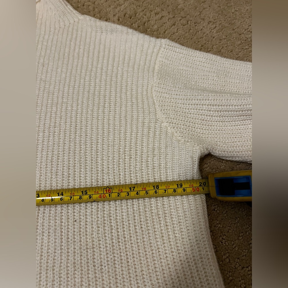Sweater - Picture 4 of 6